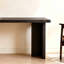 Console en bois de style moderne.-178166325
