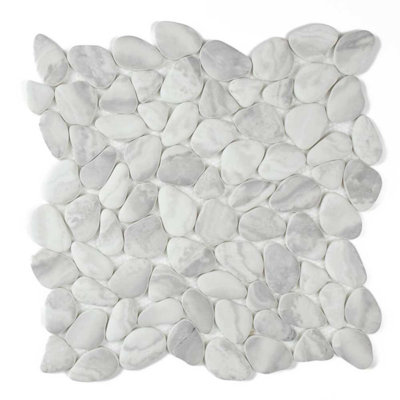 Huron Glass Pebbles Mosaic Tile