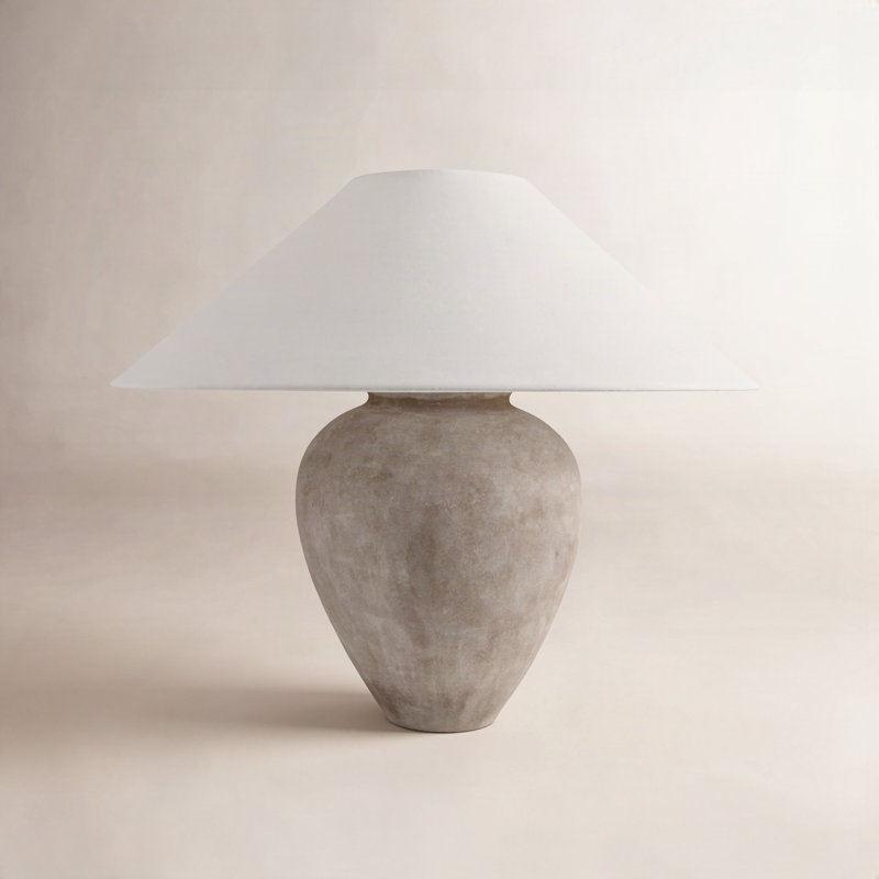 Lampe de table Galey Alix x Livabliss Camden Ford, H 22 po x l 25 po x P 25 po