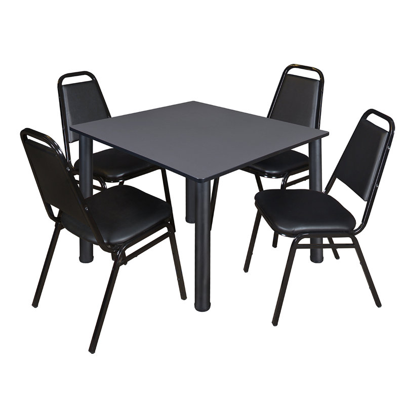 Plateau de table Kee Square, 4 chaises empilables, H 29 po x l 30 po x P 30 po, Noir, Gris