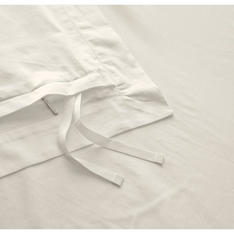 Signature Hemmed Duvet Set, Queen Duvet Cover + 2 Standard Shams, White
