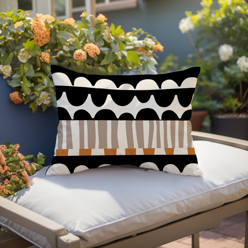 Coussin rectangulaire intérieur / extérieur Rami, Orange brûlé / noir / blanc cassé, H 18 po x l 25 po