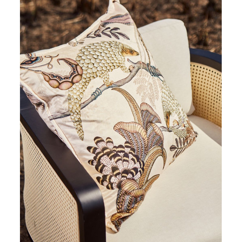 Ardmore Pillow, White, 20" x 20"