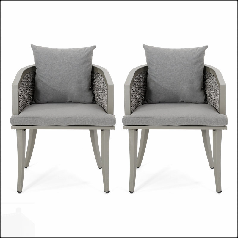 Chaise Pebble de conception ergonomique pour un confort maximal et une durabilité résistante aux intempéries, parfaite pour la détente en plein air