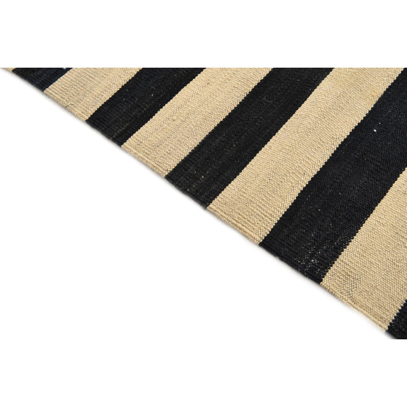 Tapis carré noir et blanc Osbourne