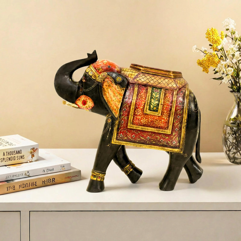 Figurines & Sculptures