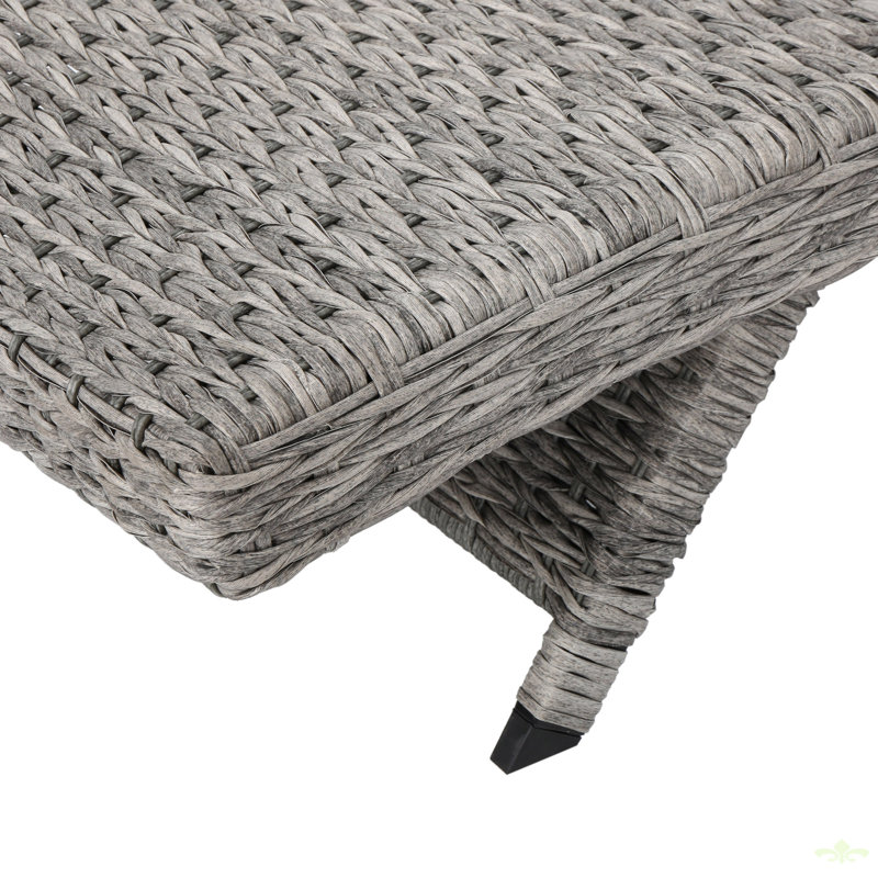 OUTDOOR WICKER CHAISE LOUNGE, Light Gray