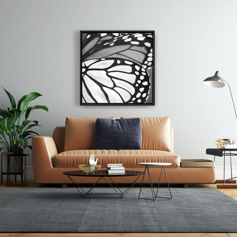 "Ailes de papillon en gros plan", H 24 po x l 24 po