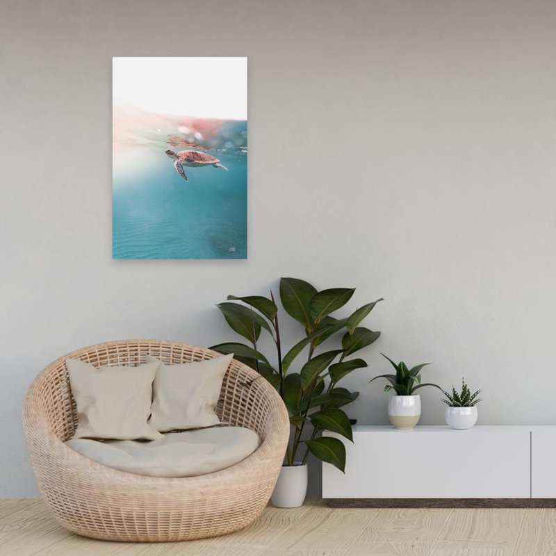 Contemporain et flottant sur la plage, H 24 po x l 16 po