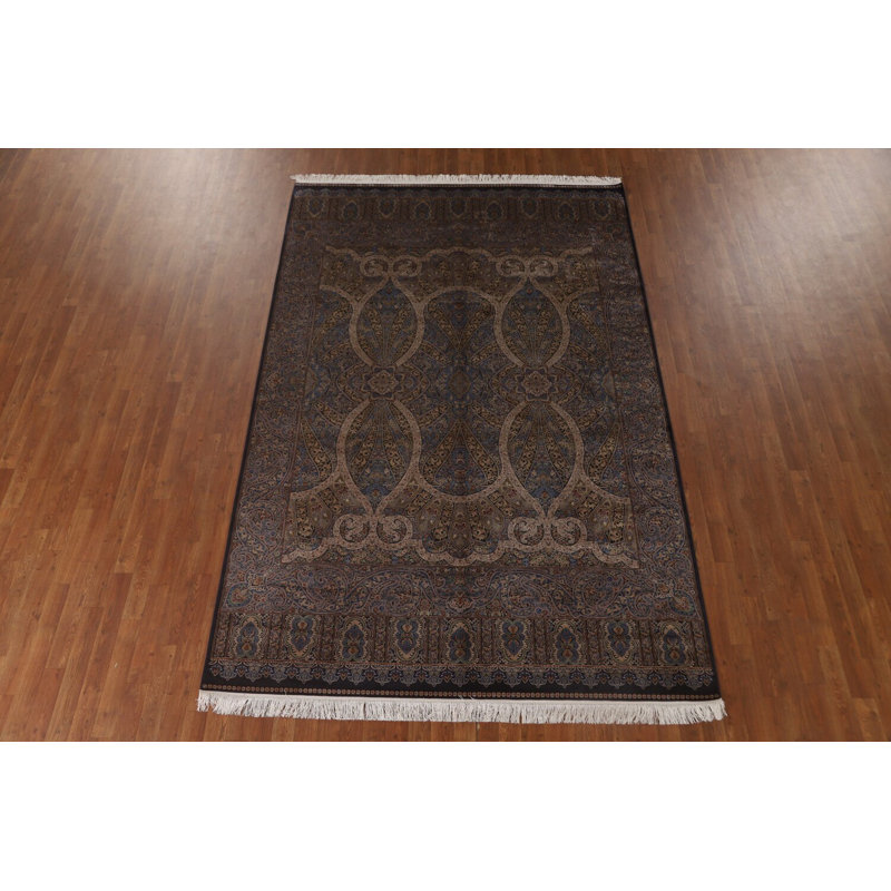 Tapis traditionnel floral 7 x 10