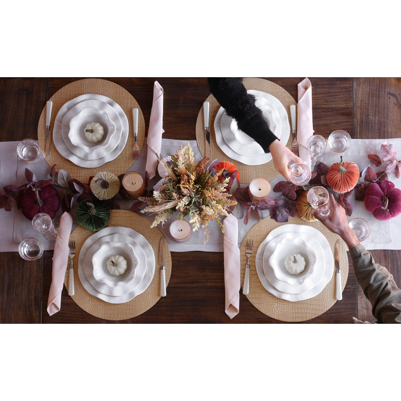 VIDA Snakeskin Reversible Round Placemats, 15.5" W x 15.5" L, Silver/Gold
