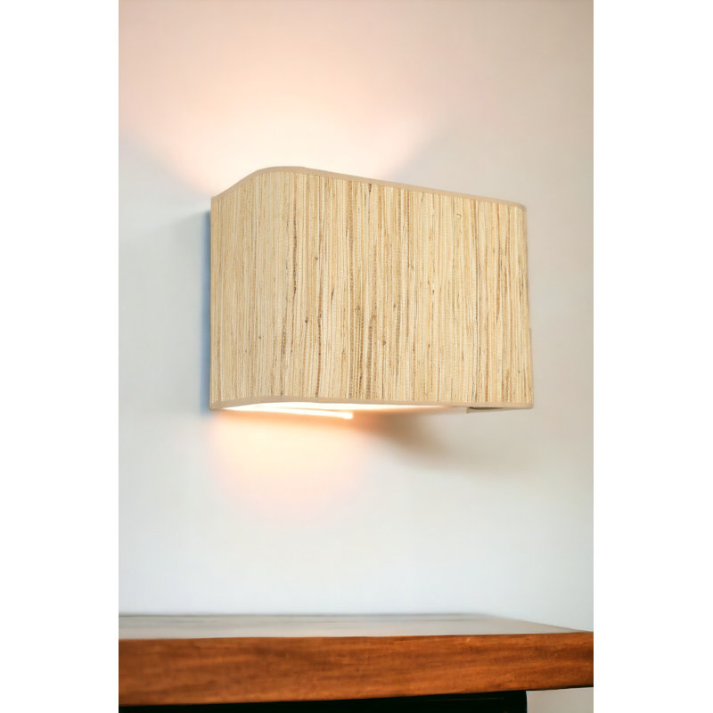 Alsha LED Wallchiere
