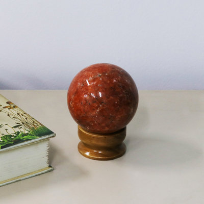 Feim Figurines & Sculptures