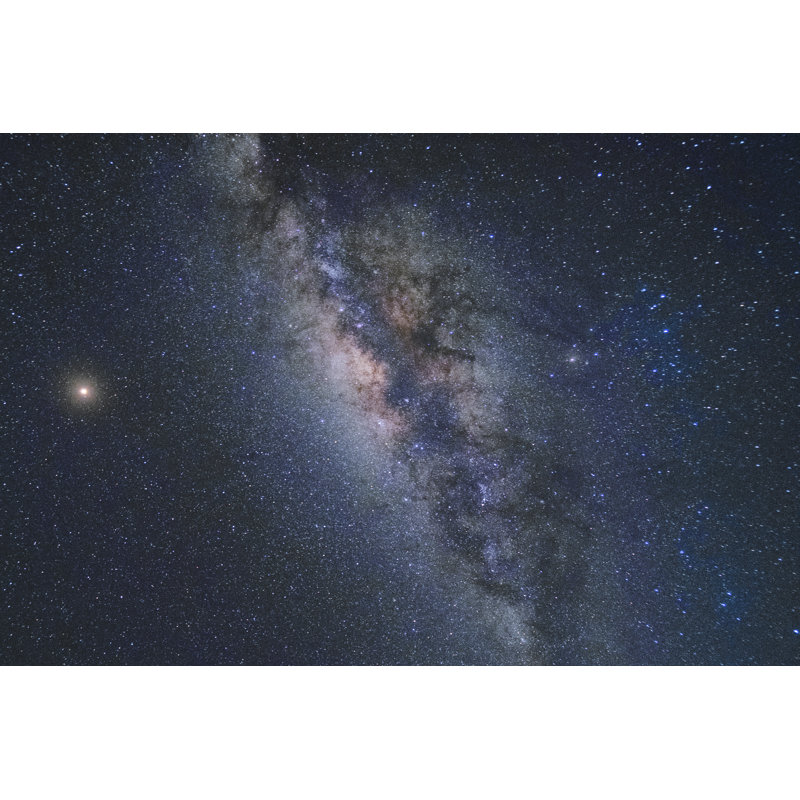 Milky Way, paysage nocturne coloré de la galaxie. par Yumi Mini, H 24 po x l 36 po