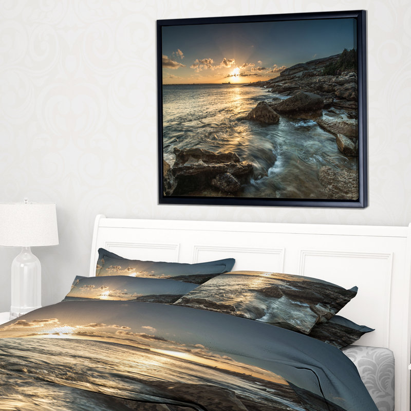 «Sydney Beach with Bright Sunset», reproduction de photo sur toile tendue encadrée, H 16 po x l 32 po x P 1 po