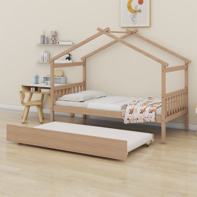 Lit en bois avec couchette