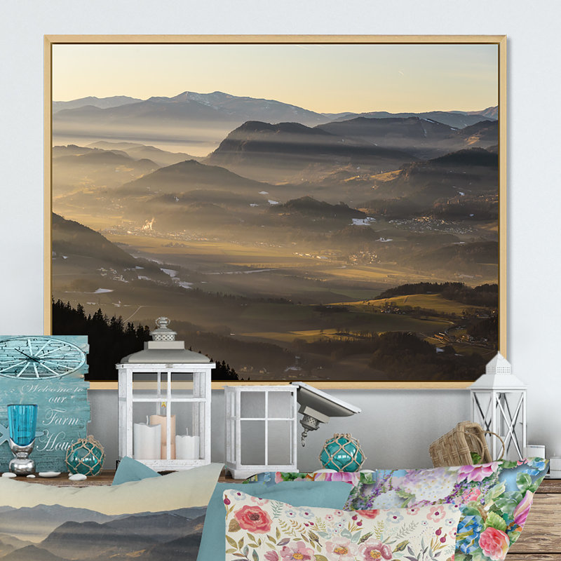 Landscape with Mountains Valley - Photographie de cadre photo sur toile, H 16 po x l 32 po x P 1 po, Cadre naturel flottant