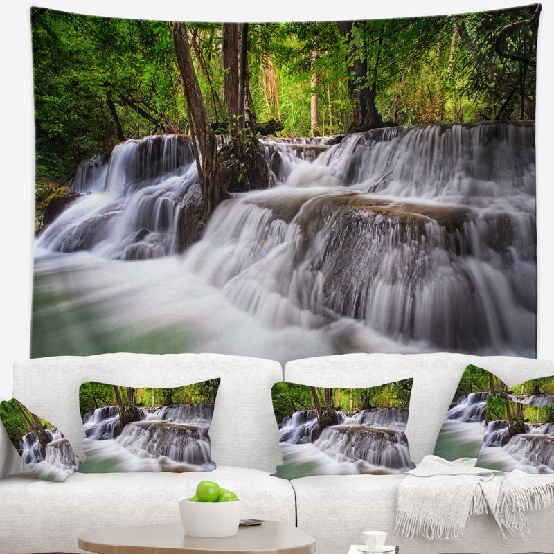 Paysage cascade huai mae kamin tapisserie, H 32 po x l 39 po