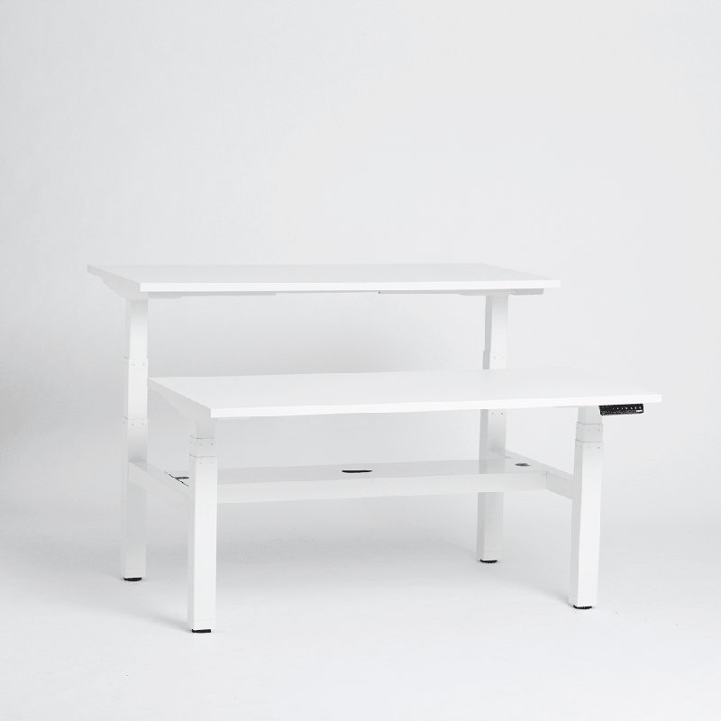 Bureau à hauteur réglable Series L, H 50,5 po x l 58 po x P 57 po, Blanc