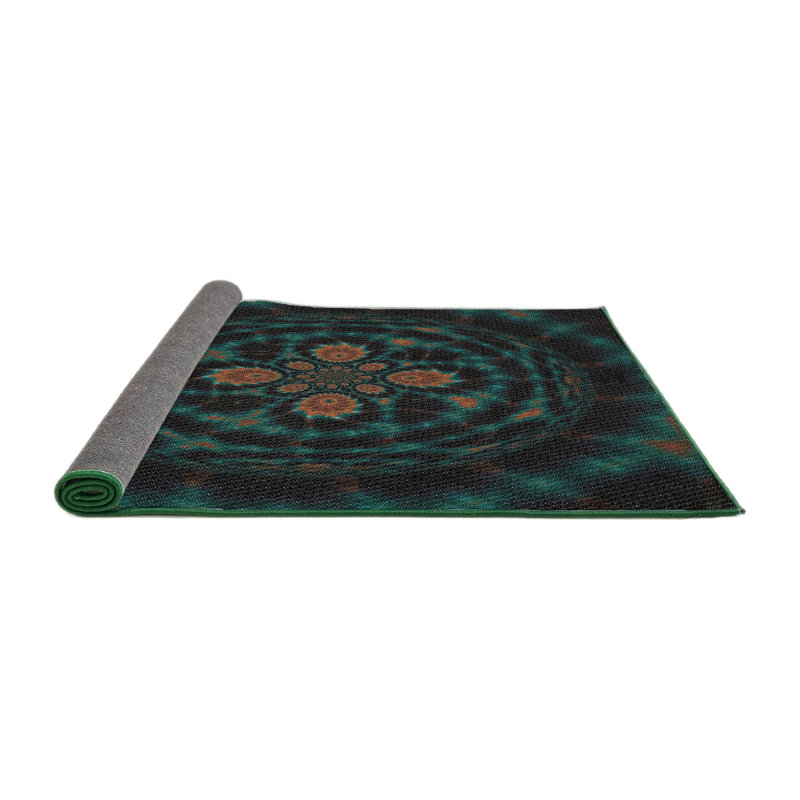 Tapis noir, Rond 5 pi