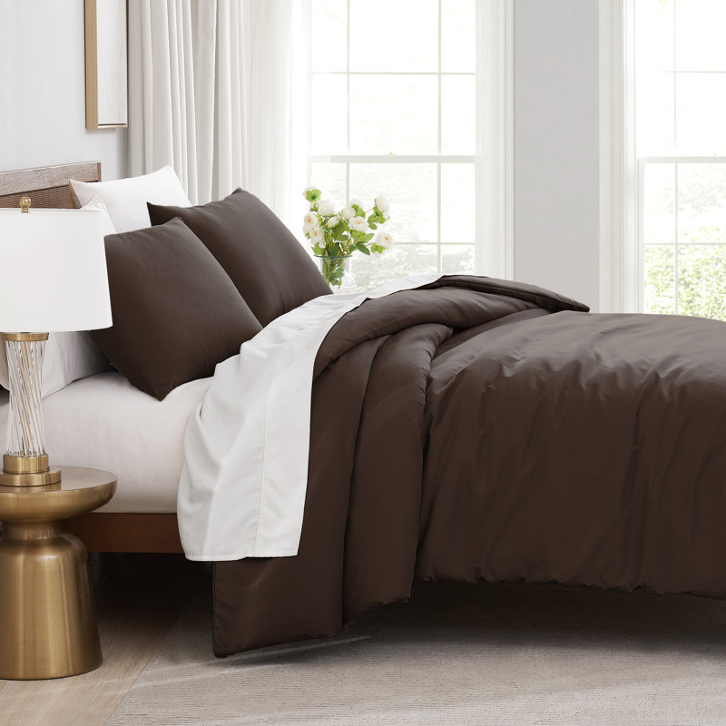 Vilano Springs ® Oversized Duvet Cover Set Microfiber with corner ties and zipper closure, Chocolate Brown