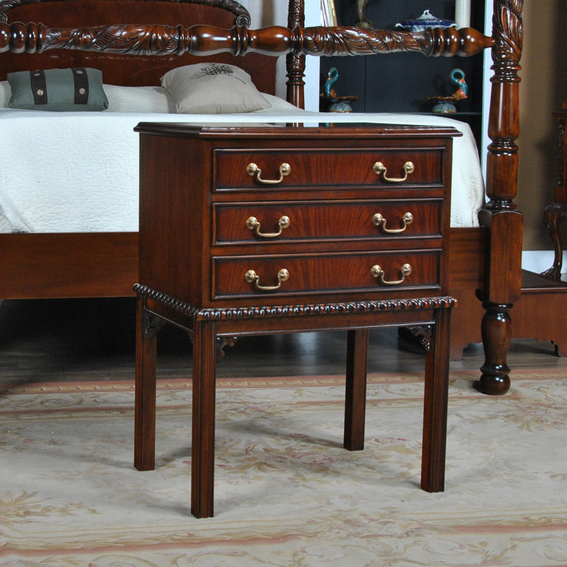 Reynoldsburg 25'' W Solid Wood Nightstand