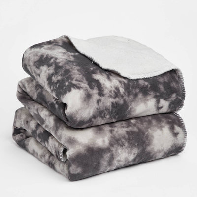 Mukai Throw Blanket