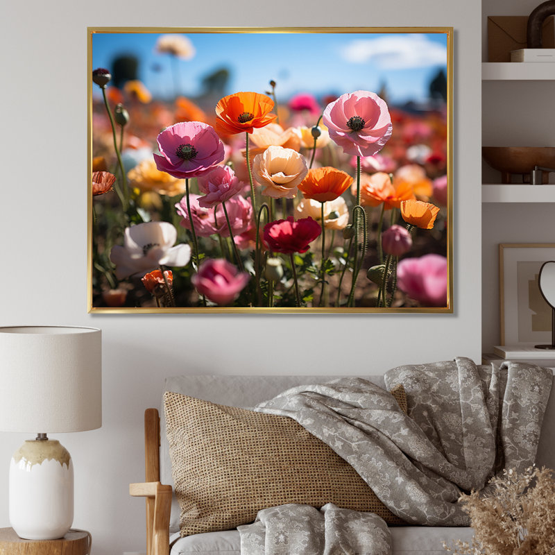 Champ de fleurs vibrantes I, H 16 po x l 32 po x P 1 po, Cadre flottant doré