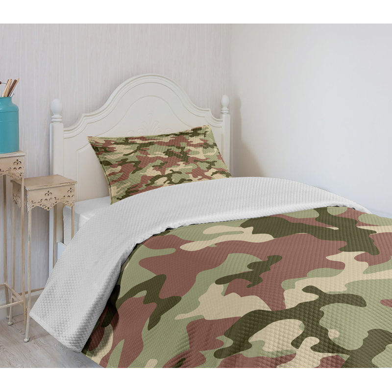 Twin White Quilted Camo Bedspread Set with Pillow Sham