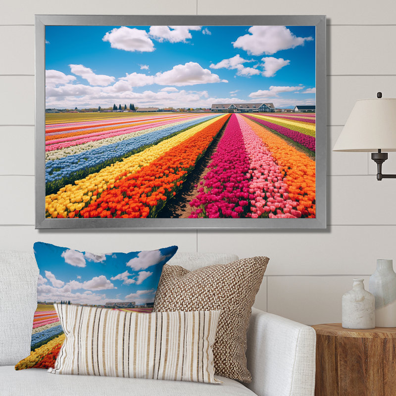 Champ de tulipes colorées II - art mural tulipe, Cadre de coin argenté fermé, H 24 po x l 32 po x P 1 po