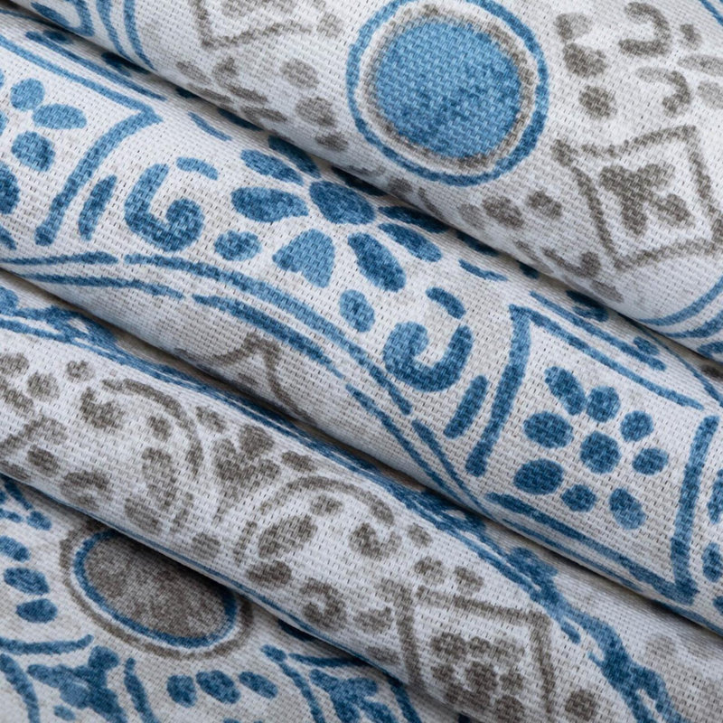 Housse de coussin en médaillon beige et bleu, Carré, H 15 po x l 15 po