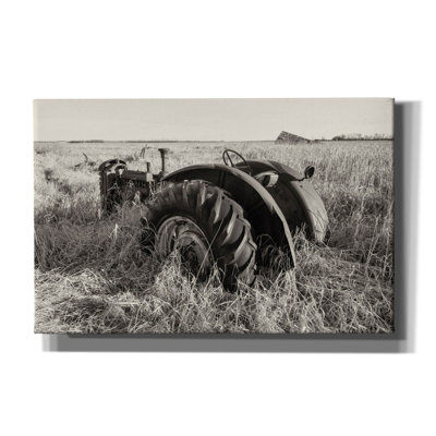 «Lost Farmstead On The Prairie 026» par Gordon Semmens