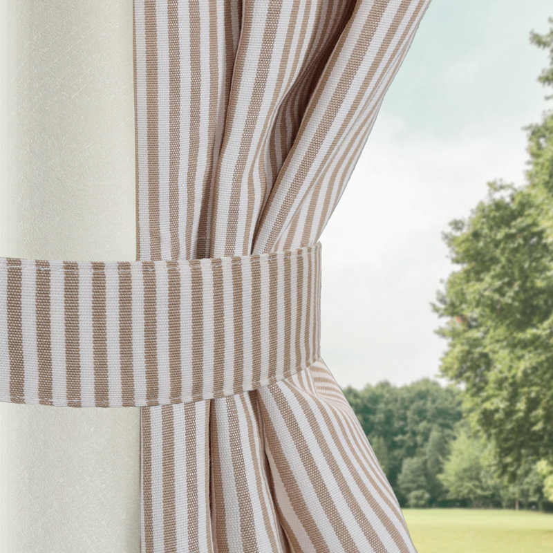 Conlen Polyester Room Darkening Single Curtain Panel Single Panel, 52" W x 96" L