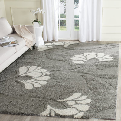 Chanhassen Shag Performance Floral Rug