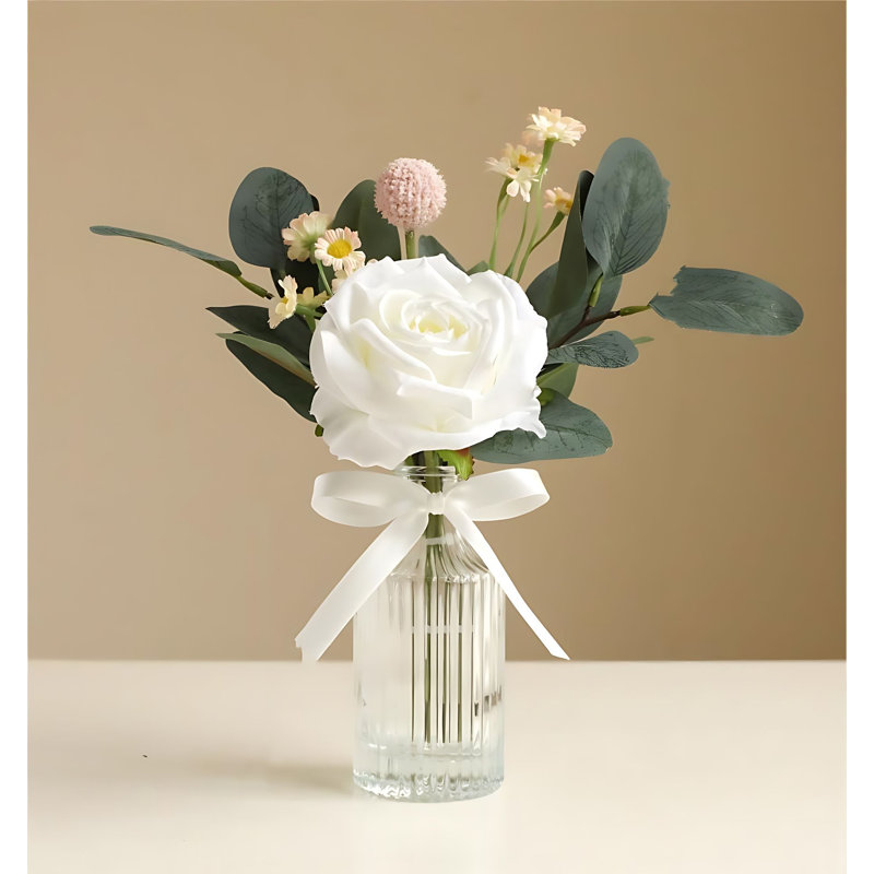 Arrangement de roses, Blanc