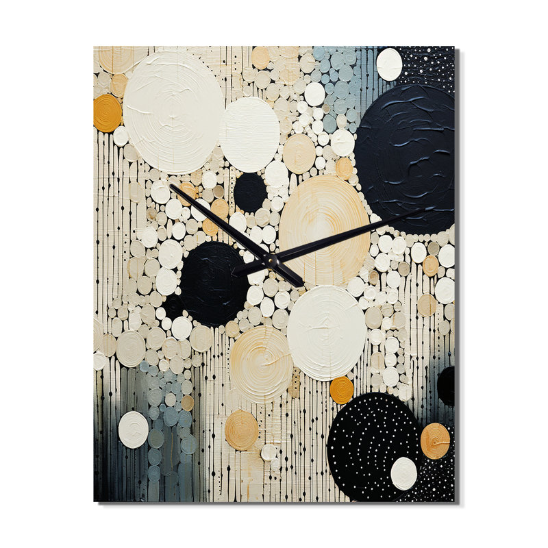 Horloge murale Monochromes Medley III - Collages abstraits, H 32 po x l 24 po x P 1 po