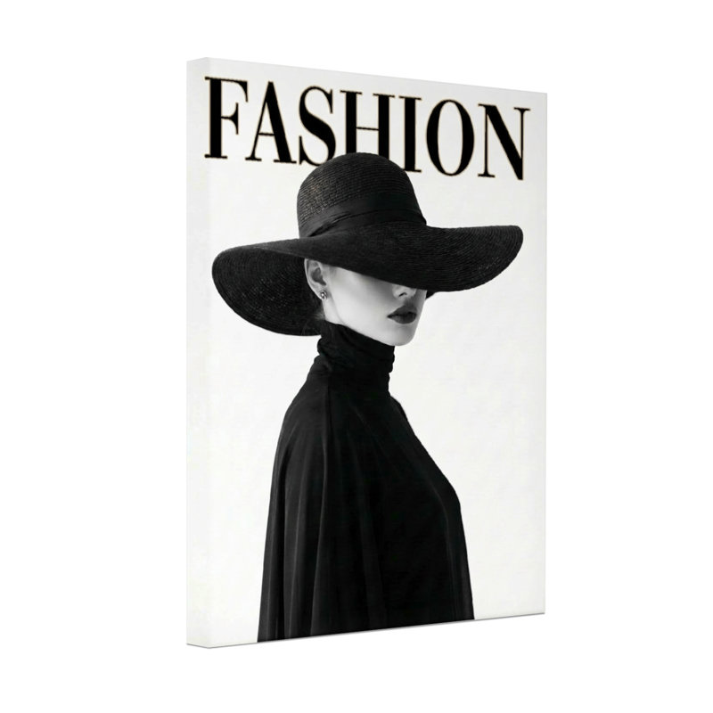 Mannequin en chapeau noir et cape, H 18 po x l 12 po