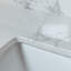 Dessus de meuble-lavabo en pierre Montary blanc de 37 po avec un lavabo rectangulaire encastré en céramique et un trou de robinet simple Montary