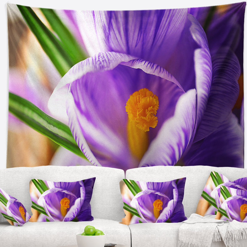 Tapisserie fleur crocus floral, H 50 po x l 60 po