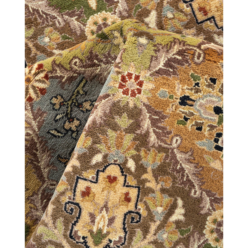 Classic One-of-a-Kind 7' 1" X 7' 1" Hand Knotted Area Rug