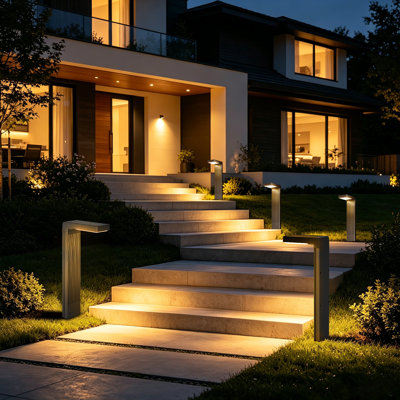 solar pathway lights