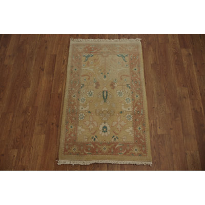 Décoration raffinée aux couleurs douces avec motif de tapis traditionnel 2 x 3