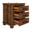 Table d'appoint de charme avec design traditionnel et rangement fonctionnel