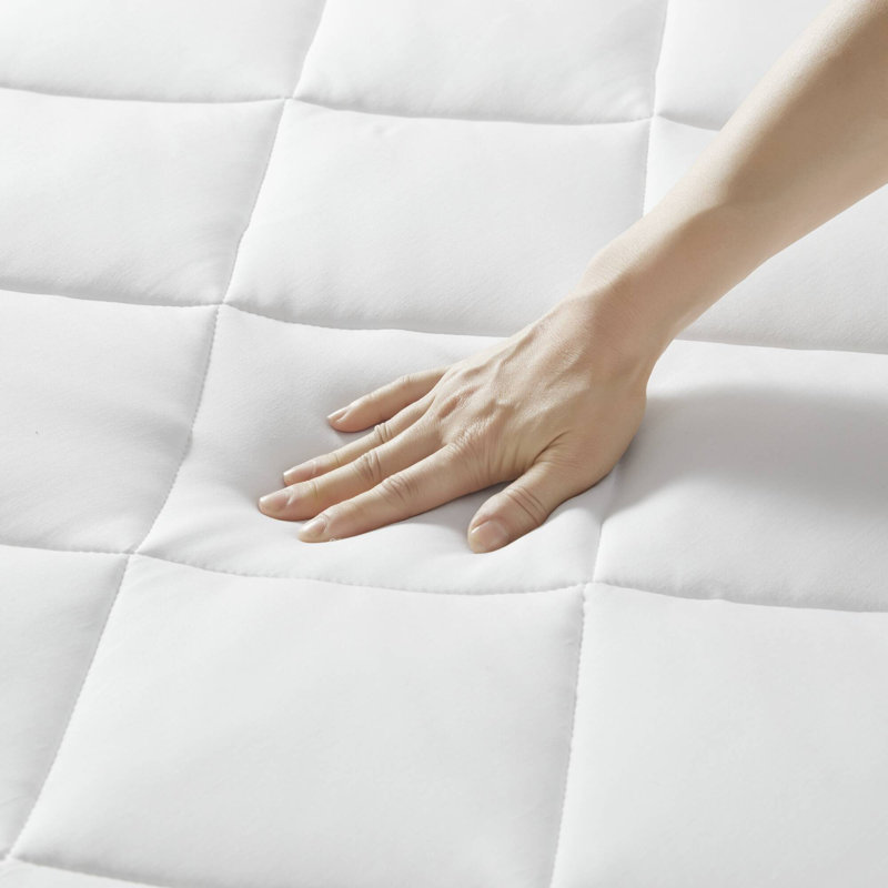 Queen White Cooling Touch Down Alternative Mattress Pad