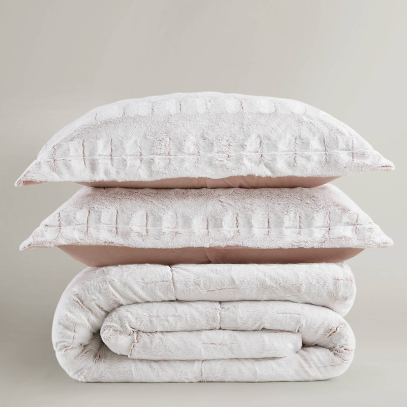 Blush King Faux Fur Reversible Bedspread Set