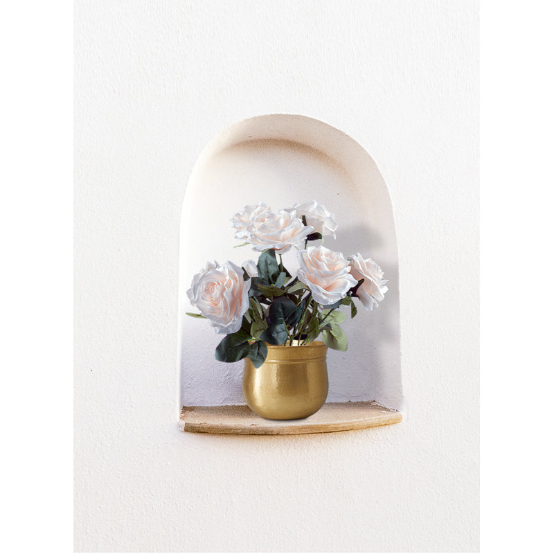 Costan Metal Table Vase