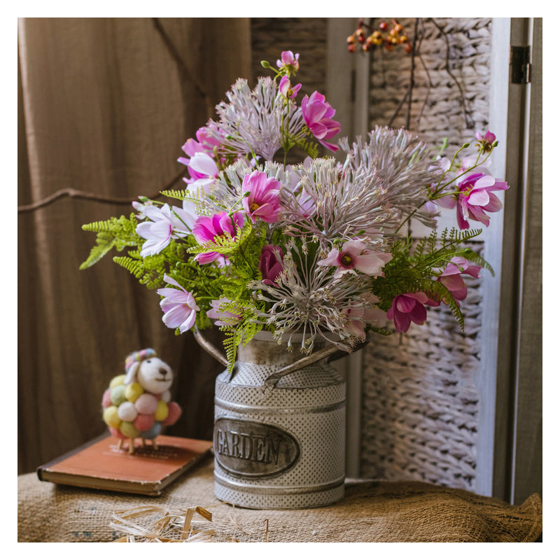 Arrangement de bouquet en cascade artificiel