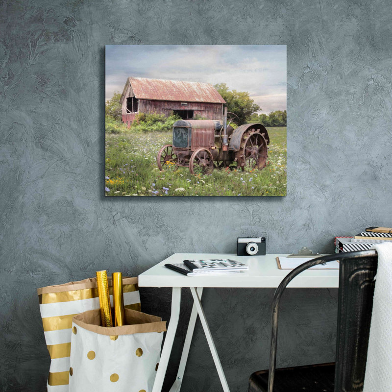 «Clayton Tractor» par Lori Deiter, art mural sur toile, H 20 po x l 24 po x P 0,75 po