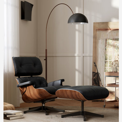Chaise longue de style Mid-Century avec repose-pieds, cuir fleur haut de gamme, conception moderne de chaise de bureau, support de base robuste pour bureau d'étude de salon