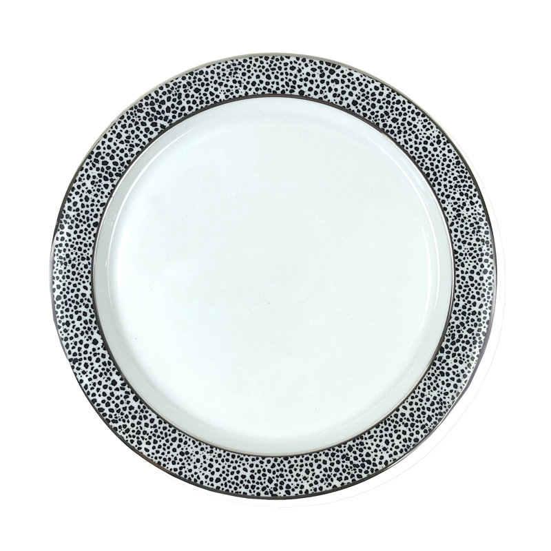 Panthera Handmade Porcelain Salad/Dessert Plate, Black